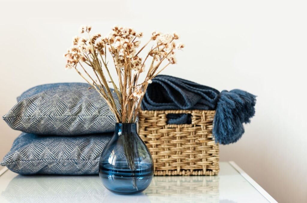 Décoration salon tons bleus