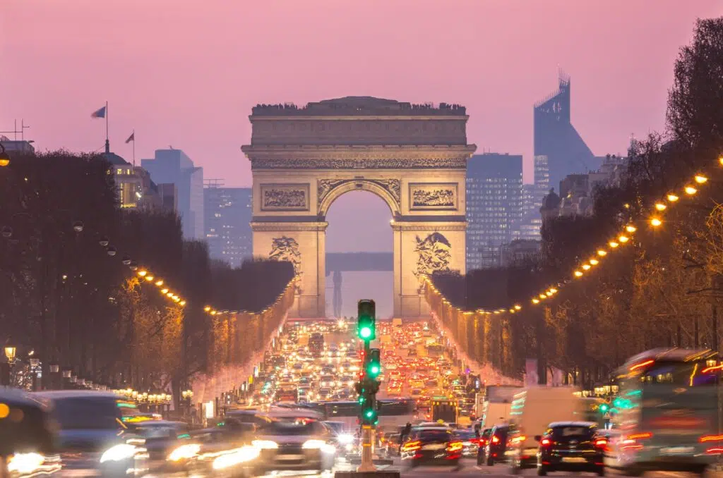 Avenue des champs Elysées